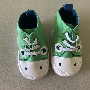 Dino baby shoes